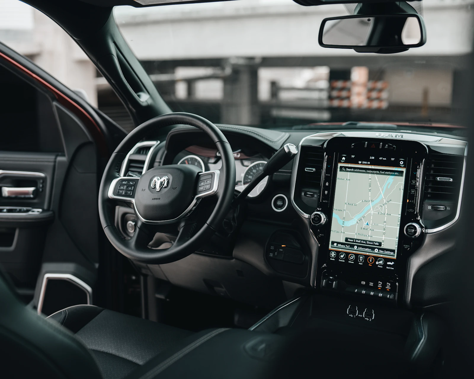 Will a cracked windshield fail inspection in Arizona?
