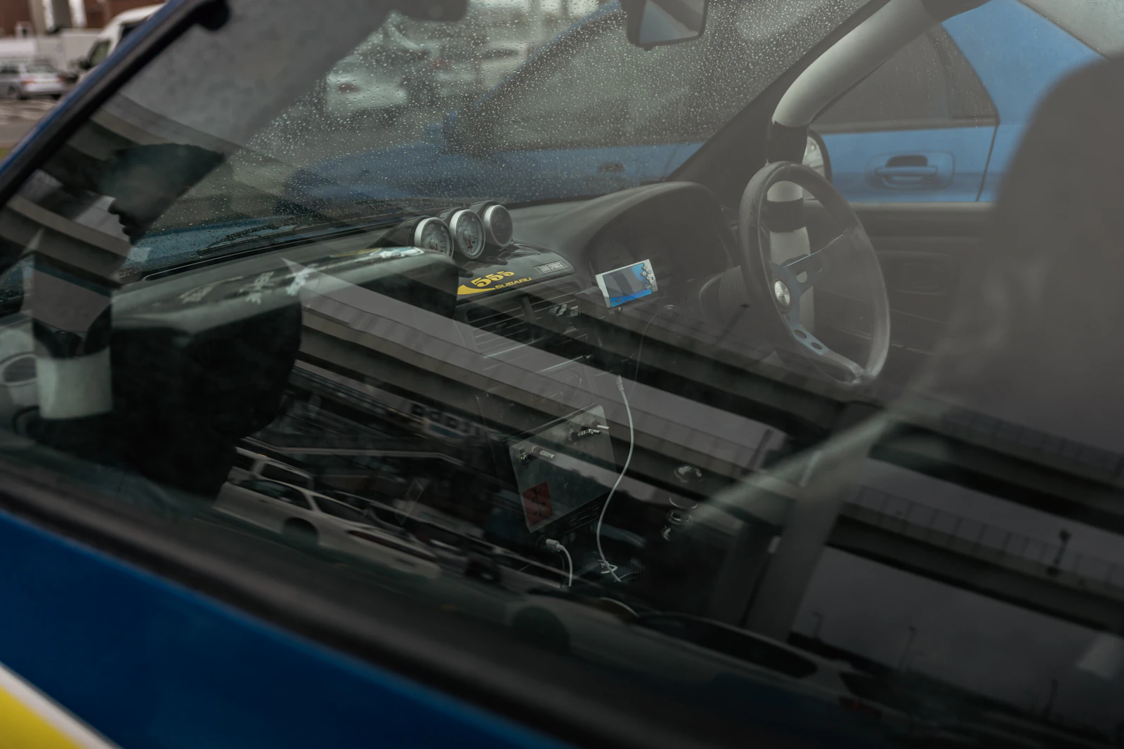 Does Washington waive the windshield deductible?