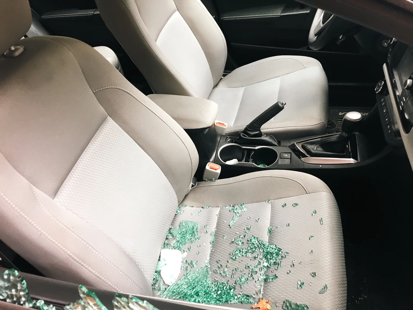 Bullseye chip in vehicle glass